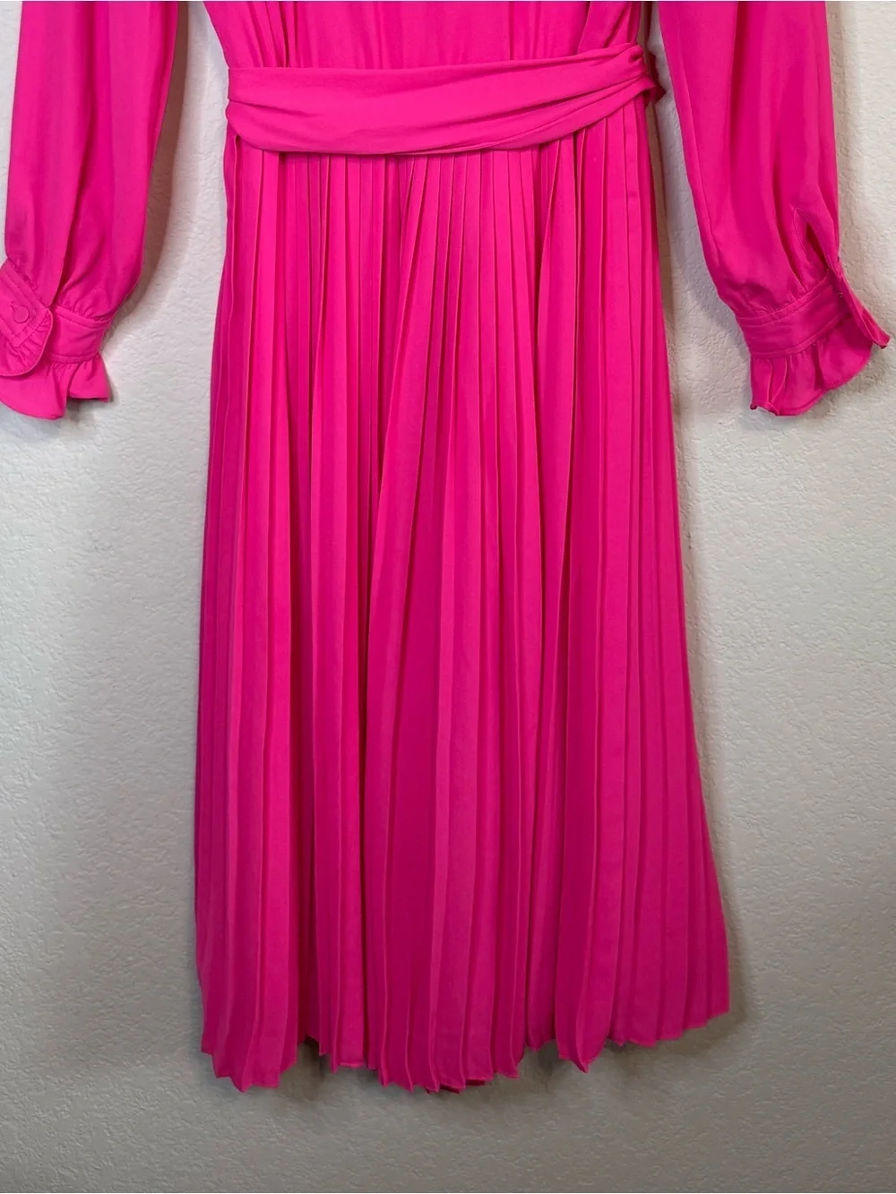 J Crew Tie Front Pleated Dress Pink Long Sleeve Button Front Style AK205 Size 2